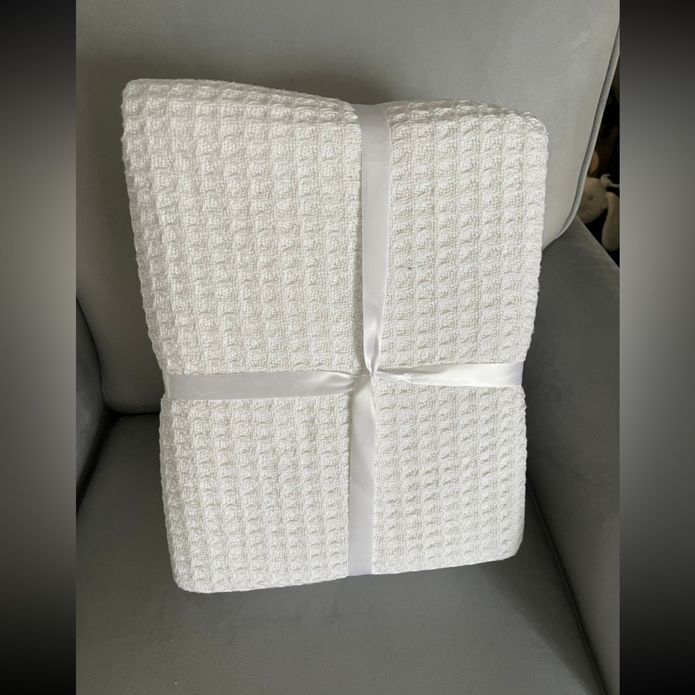 Bedsure 100% Cotton Blanket Queen Size - Waffle Weave, Lightweight, Breathable - Picture 5 of 5